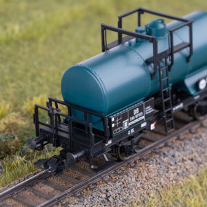Display Kesselwagen mit zwei Radsätzen