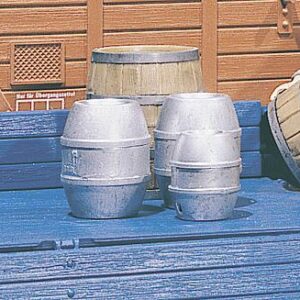 4 Bierfässer