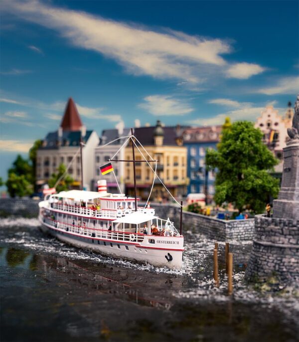 Fahrgastschiff Oesterreich